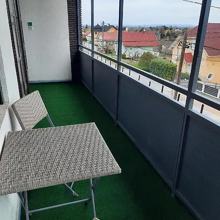 Lejlighed Karos Vintage House