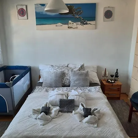 Apartment Karos Vintage House *