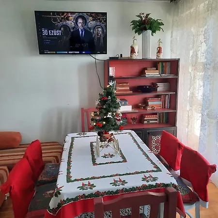 Διαμέρισμα Karos Vintage House *